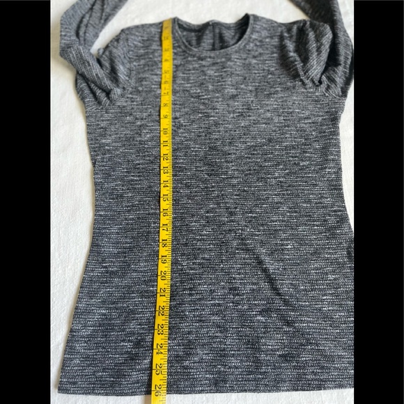Lululemon long sleeve sweater pullover - Picture 14 of 16